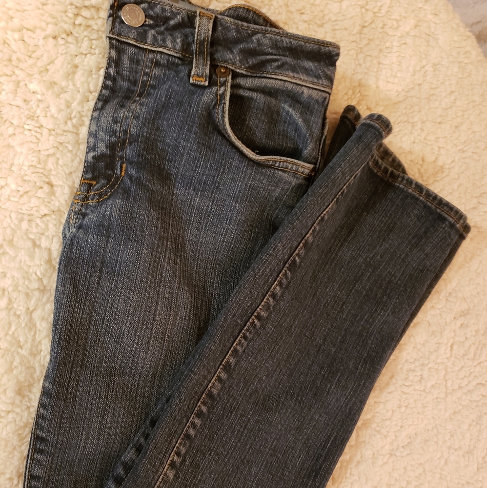 💝 5.00 add on.. Gap Boot cut blue jeans...
